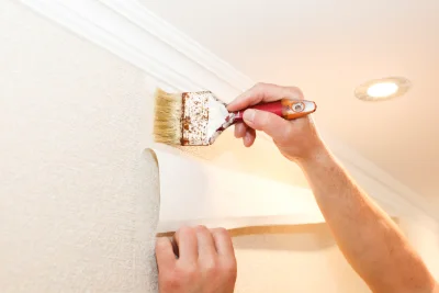 Pose de papier peint à Béchamps — revêtements muraux et toiles de verre